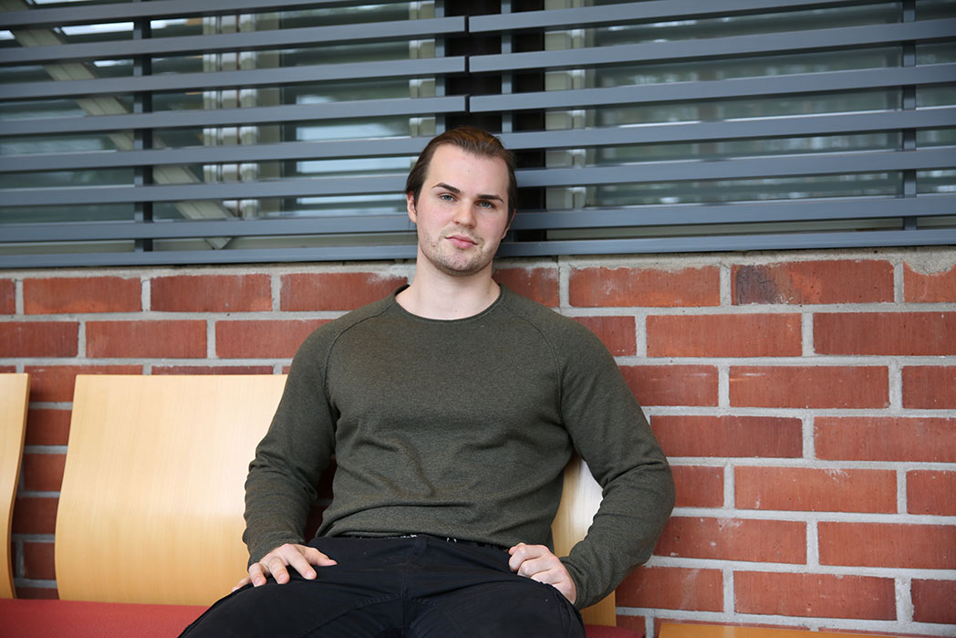 Hollantilainen Florian Brandsman opsikelee tietotekniikan insinööriksi Oamkissa.