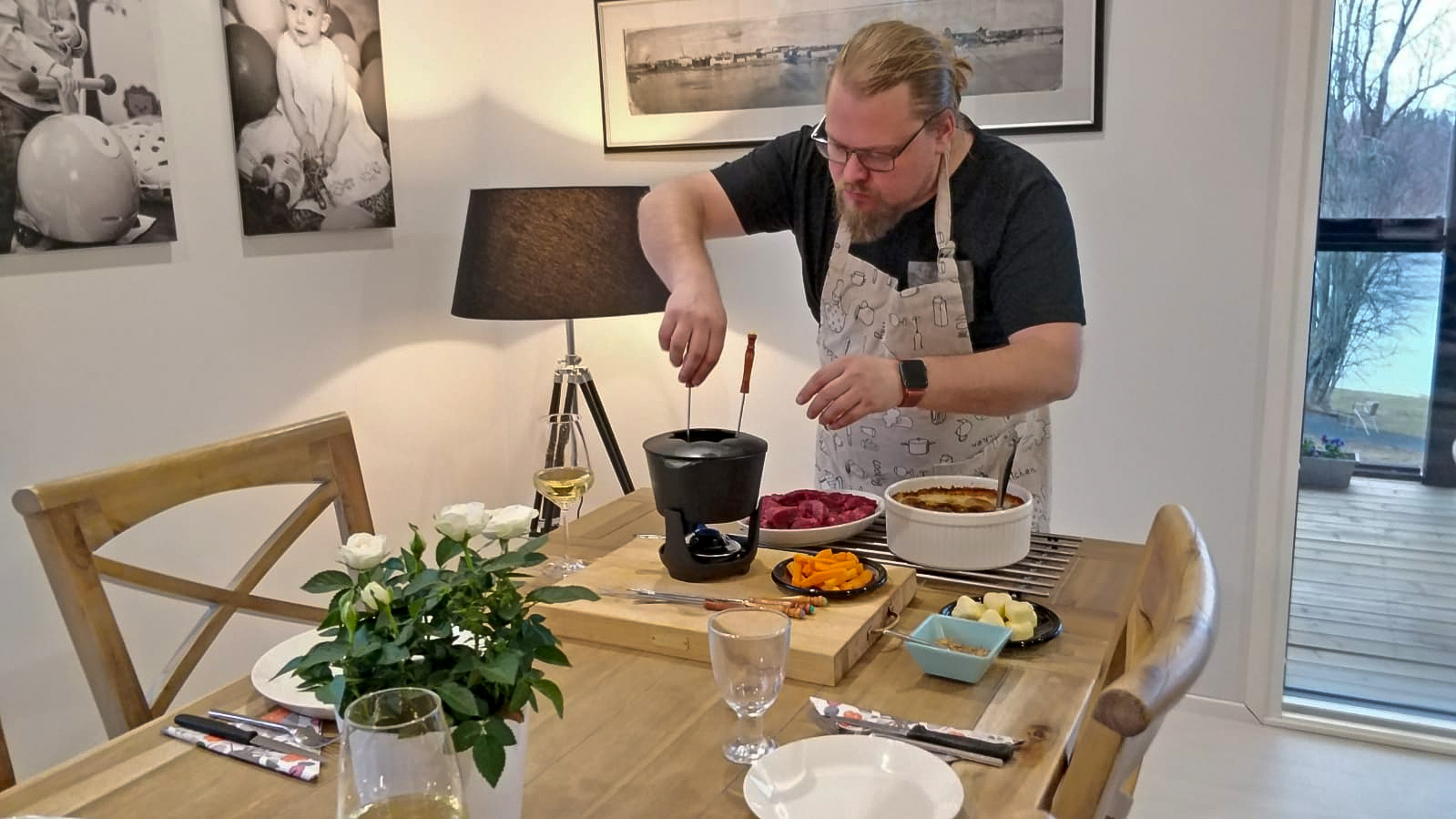 Oamkissa opiskeleva Henri Huttunen pitää ruoanlaitosta ja haluaa tarjota muillekin mahdollisuuden nauttia suomalaisen ruoan uniikkiudesta.